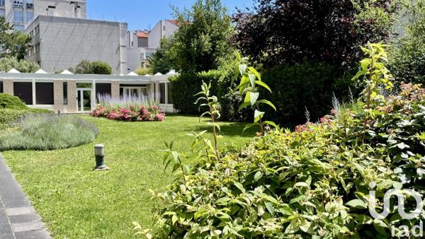 Appartement 4 pièces de 89 m² à Courbevoie (92400)