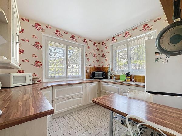 Proche tous commerces, écoles, gare direct Paris