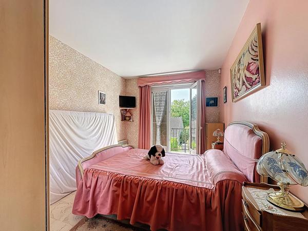 Proche tous commerces, écoles, gare direct Paris