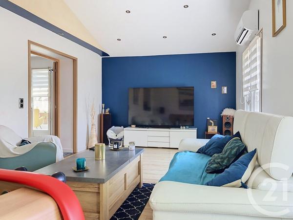 Maison à vendre  5 pièces - 142 m 2   TONNAY CHARENTE  - 17