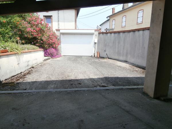 Lafrançaise ? Maison T4 avec garage au coeur du village