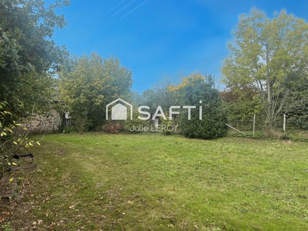 Maison de campagne de 111m², située à Blandouet-Saint-Jean (53270)