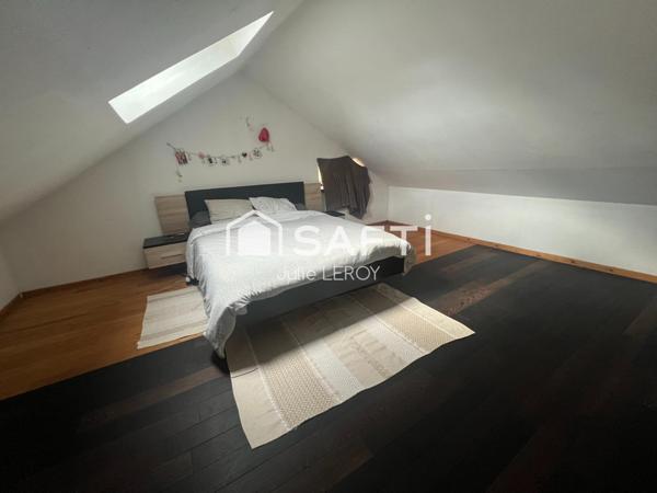 Maison de campagne de 111m², située à Blandouet-Saint-Jean (53270)