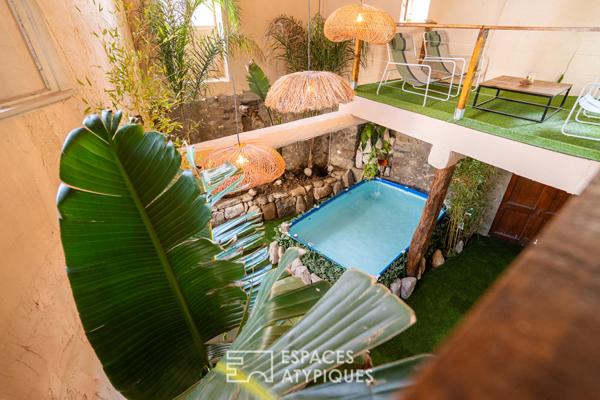Ancien prieuré romain d’exception avec patio, piscine et garage