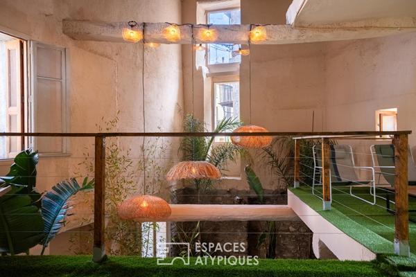 Ancien prieuré romain d’exception avec patio, piscine et garage