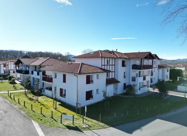 Appartement Jatxou 3 pièce(s) 63.6 m2