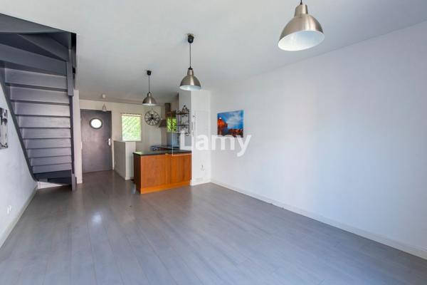 Appartement et parking