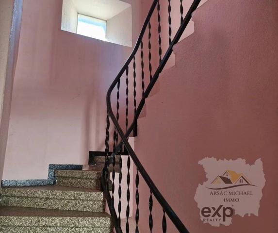 Maison de village a rénover