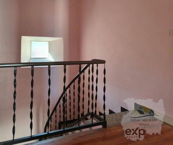 Maison de village a rénover