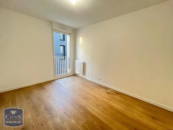Appartement à louer 2 pièces 48.8m² Bordeaux (33300)