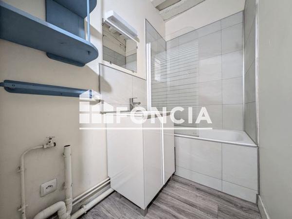 Location Studio 21.06 m² - 30.32 RUE EAU DE ROBEC Rouen 76000