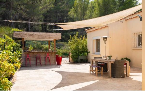 Maison à vendre    7 pièces •  Martigues