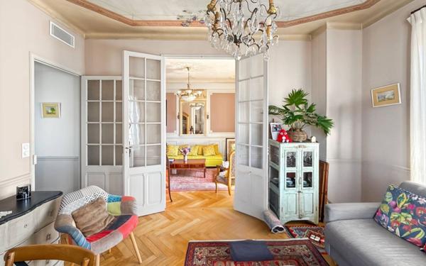 Appartement à vendre    3 pièces • 75 m2 Nice