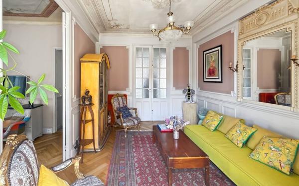 Appartement à vendre    3 pièces • 75 m2 Nice