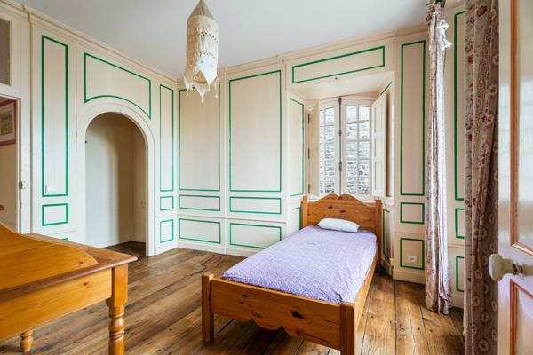 Maison de Maître XVIIIe - 8 pièces 5 chambres - 232 m2