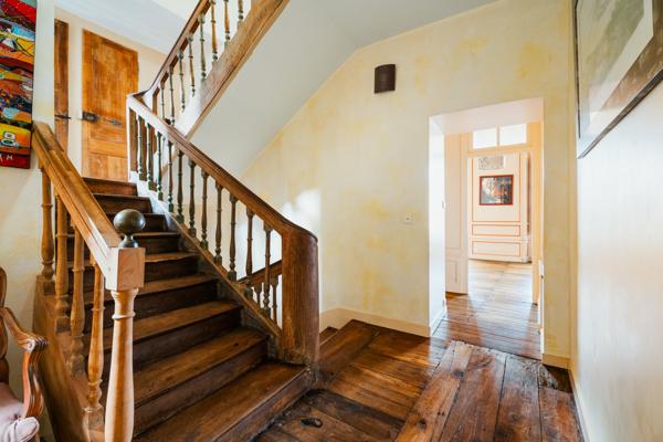 Maison de Maître XVIIIe - 8 pièces 5 chambres - 232 m2