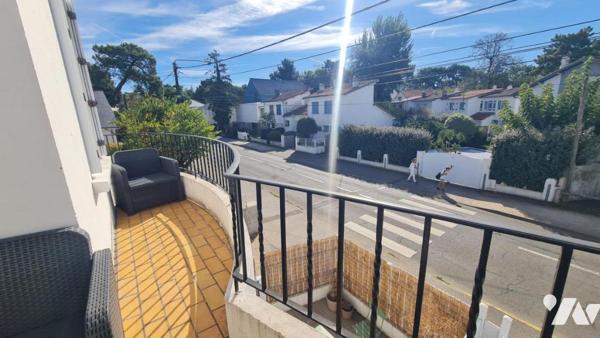 A VENDRE - LA BAULE Appartement de Type 2  avec balcon et un espace de stockage