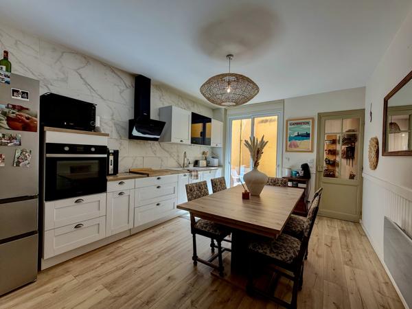 Villeneuve-sur-Lot, maison de ville rénovée avec beaucoup de charme