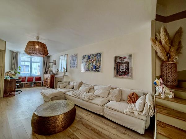 Villeneuve-sur-Lot, maison de ville rénovée avec beaucoup de charme