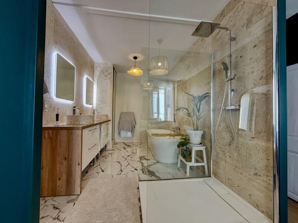Villeneuve-sur-Lot, maison de ville rénovée avec beaucoup de charme