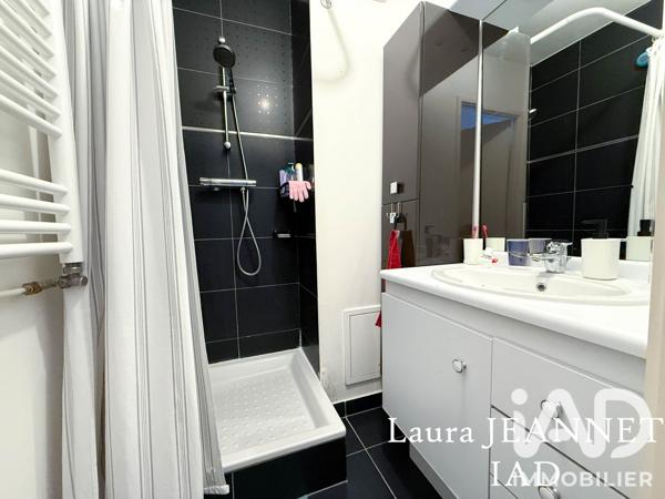 Appartement à vendre 4 pièces 81 m² Cergy