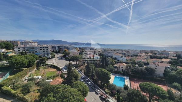 A VENDRE : Appartement Nice ARCADIA 2 pièces 54 m²  avec Piscine