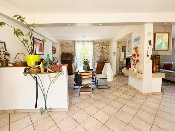 Maison Cerny 10 pièce(s) 200.89 m2