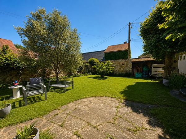 Maison Cerny 10 pièce(s) 200.89 m2