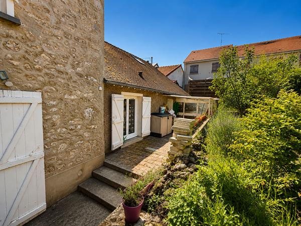 Maison Cerny 10 pièce(s) 200.89 m2