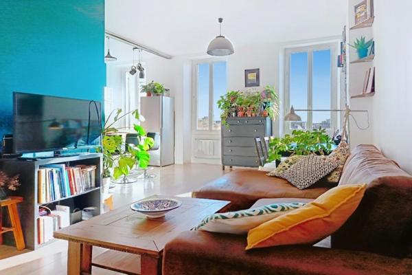 Calme et lumiere coeur centre ville