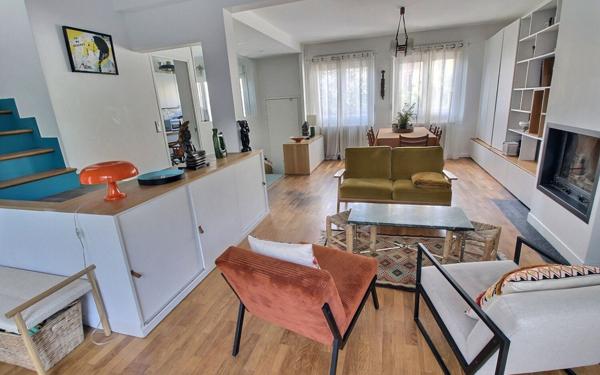 Appartement à vendre    6 pièces • 147,39 m2 Montreuil