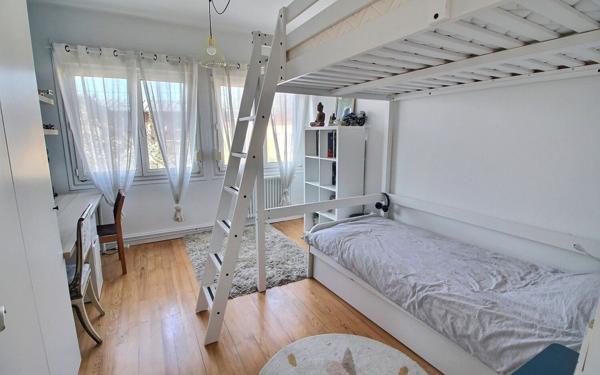 Appartement à vendre    6 pièces • 147,39 m2 Montreuil