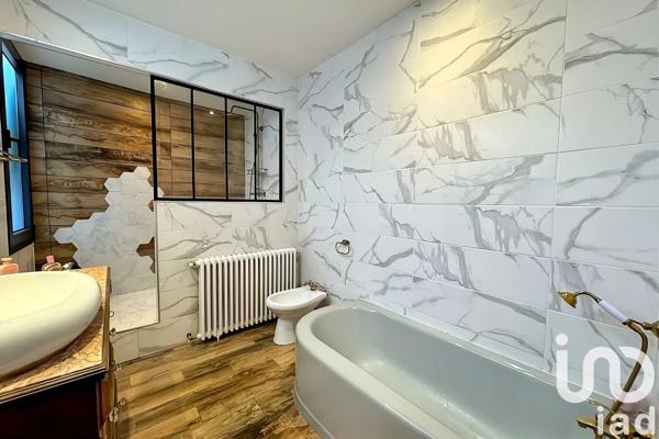 Maison de ville 7 pièces de 150 m² à Lavelanet (09300)