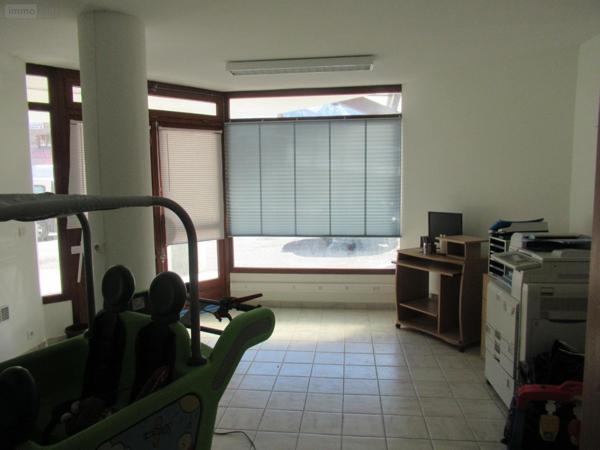 Local commercial à vendre à Molines-en-Queyras dans lesHautes-Alpes (05350), ref : 11765502   
Clot La Chalpe