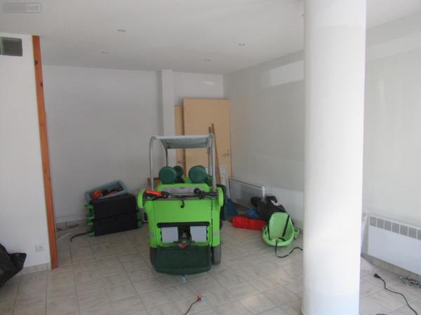 Local commercial à vendre à Molines-en-Queyras dans lesHautes-Alpes (05350), ref : 11765502   
Clot La Chalpe