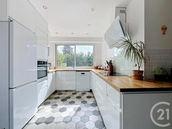 Appartement F5 à vendre  5 pièces - 115 m 2   CHATOU  - 78