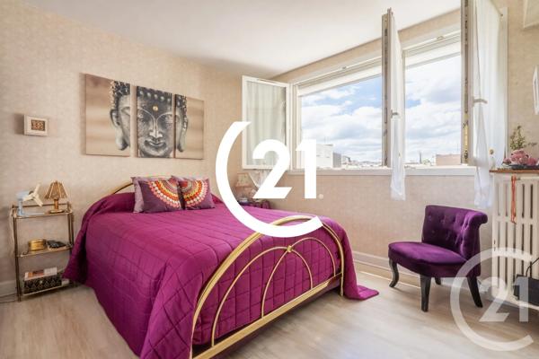 Appartement F4 à vendre  4 pièces - 80 m 2   PARIS  - 75018