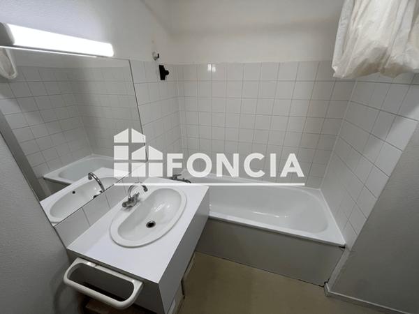Location Studio meublé 21.24 m² - 8/10 RUE AMBROISE Bordeaux 33000