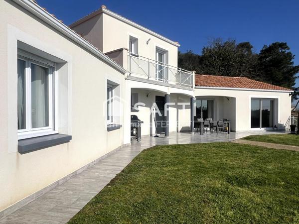 MAISON VUE PANORAMIQUE, ACCES PLAGE PAR SENTIER BOISE, LA TRANCHE SUR MER