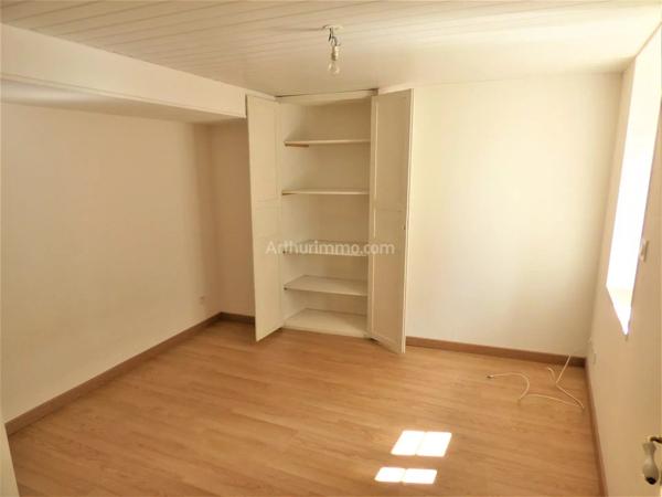Vente                                                      Maison
                        
                     4 pièces                      55 m2                     à Avallon
