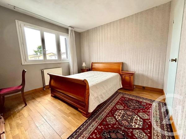 Maison à vendre  5 pièces - 85 m 2   CLAYE SOUILLY  - 77
