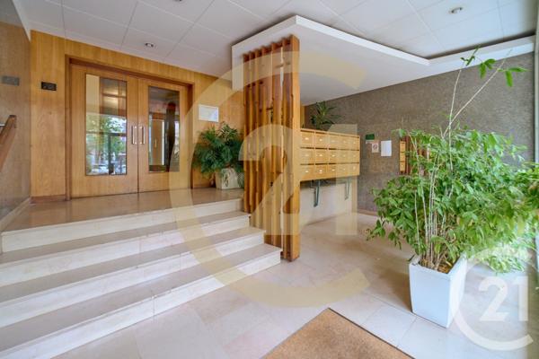 Appartement T4 à vendre  4 pièces - 107,75 m2 LYON - 69008