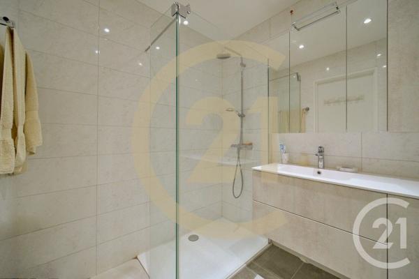 Appartement T4 à vendre  4 pièces - 107,75 m2 LYON - 69008