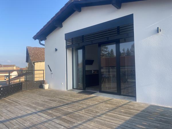 VONNAS - Appartement MEUBLE (peut-être NON MEUBLE) de type T4 de 91,96 m² avec terrasse de 27 m² Vonnas (01540)