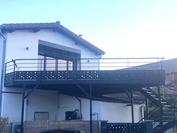 VONNAS - Appartement MEUBLE (peut-être NON MEUBLE) de type T4 de 91,96 m² avec terrasse de 27 m² Vonnas (01540)