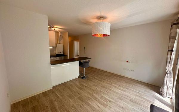 Appartement à vendre    3 pièces • 63 m2 Villenave-d'Ornon