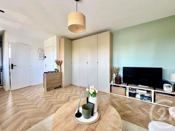 Appartement F1 à vendre  1 pièce - 25,60 m 2   RUEIL MALMAISON  - 92