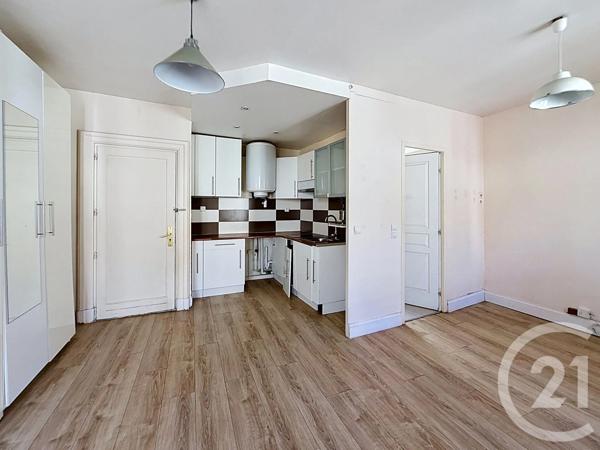 Appartement F1 à vendre  1 pièce - 25,60 m 2   RUEIL MALMAISON  - 92