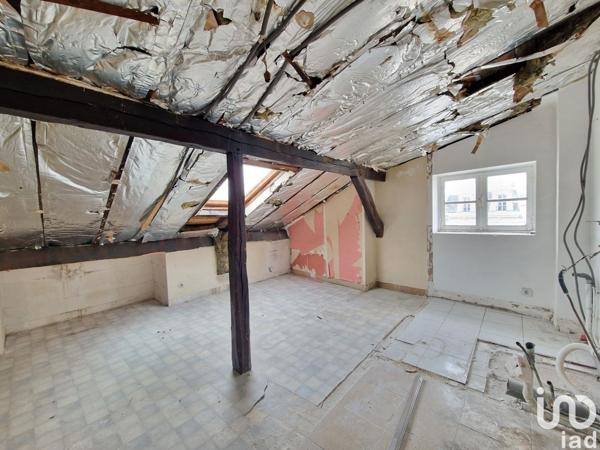 Appartement 4 pièces de 82 m² à Paris (75011)