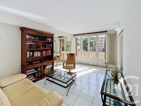Appartement F4 à vendre  4 pièces - 73,74 m 2   BIEVRES  - 91